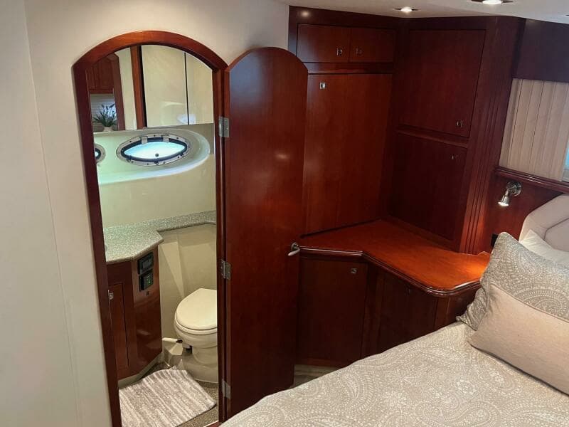 2011 Cruisers Yachts 415 MY