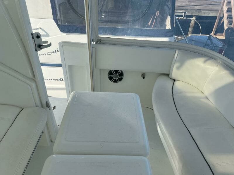 2011 Cruisers Yachts 415 MY