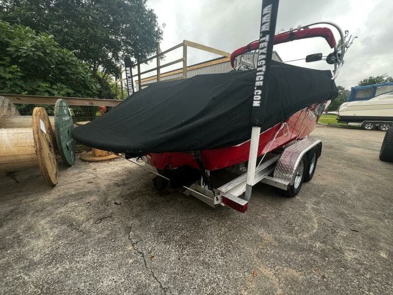 2005 Correct Craft Air Nautique 226