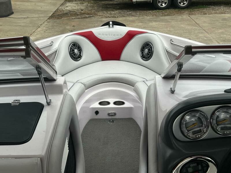 2005 Correct Craft Air Nautique 226