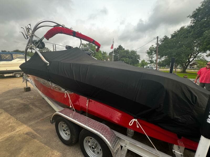 2005 Correct Craft Air Nautique 226