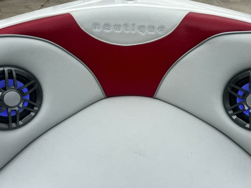 2005 Correct Craft Air Nautique 226