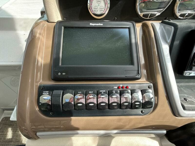 2015 Crownline 350 SY