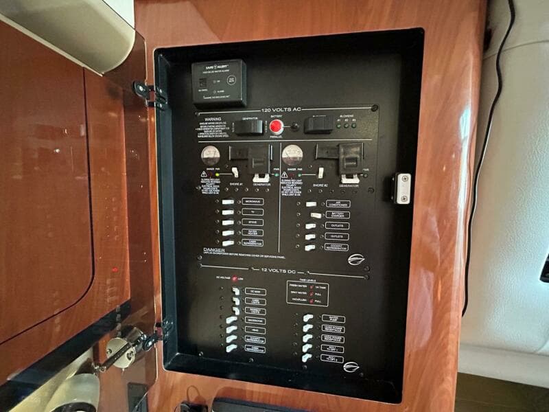 2015 Crownline 350 SY