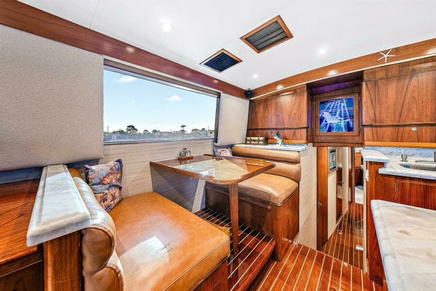 1990 Monterey Custom Sport Fish