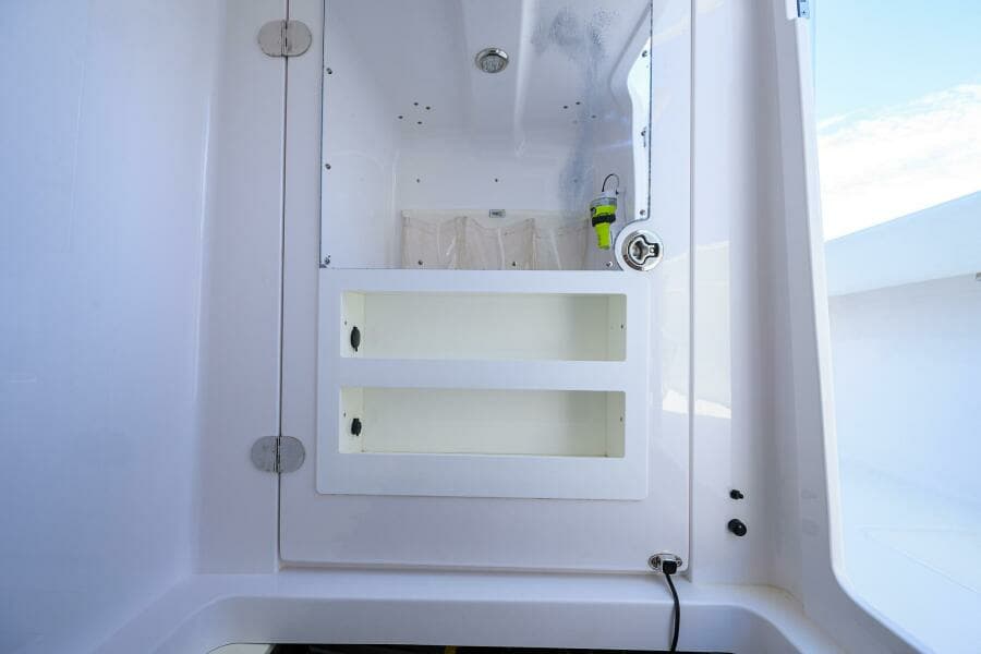 2017 Bahama Center Console