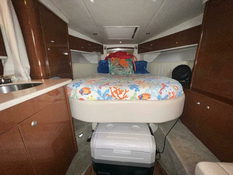 2008 Sea Ray 330 Sundancer