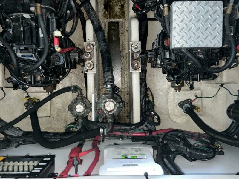 2008 Sea Ray 330 Sundancer