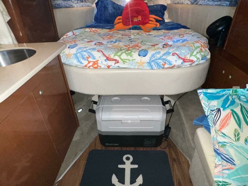 2008 Sea Ray 330 Sundancer