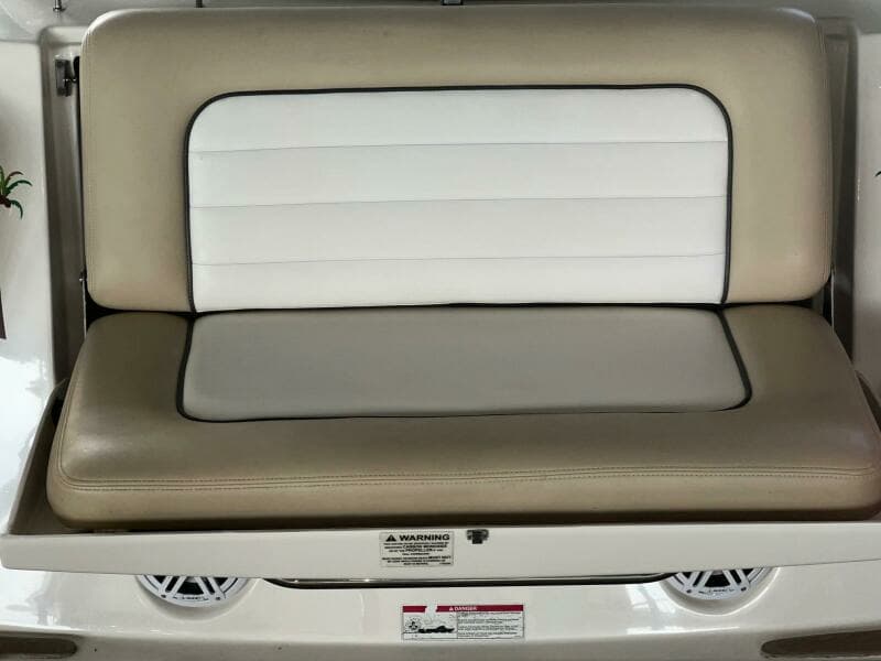 2008 Sea Ray 330 Sundancer