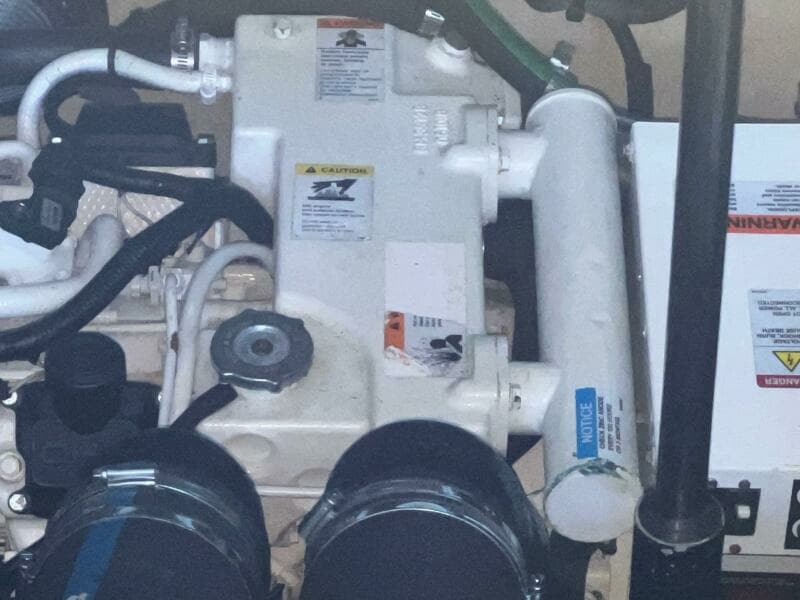 2008 Sea Ray 330 Sundancer