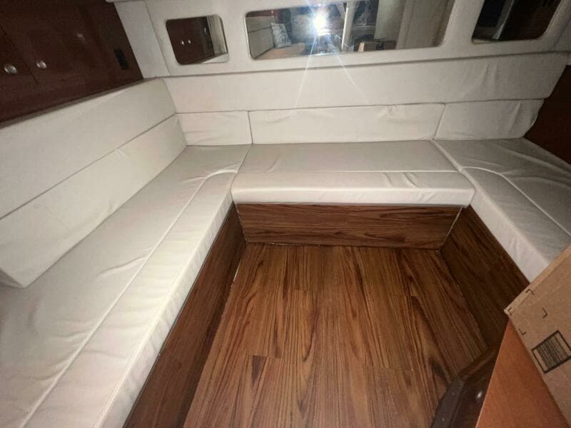 2008 Sea Ray 330 Sundancer