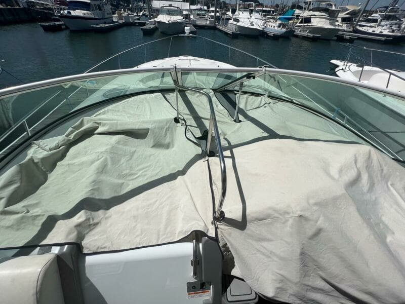 2007 Cruisers Yachts 340 Express