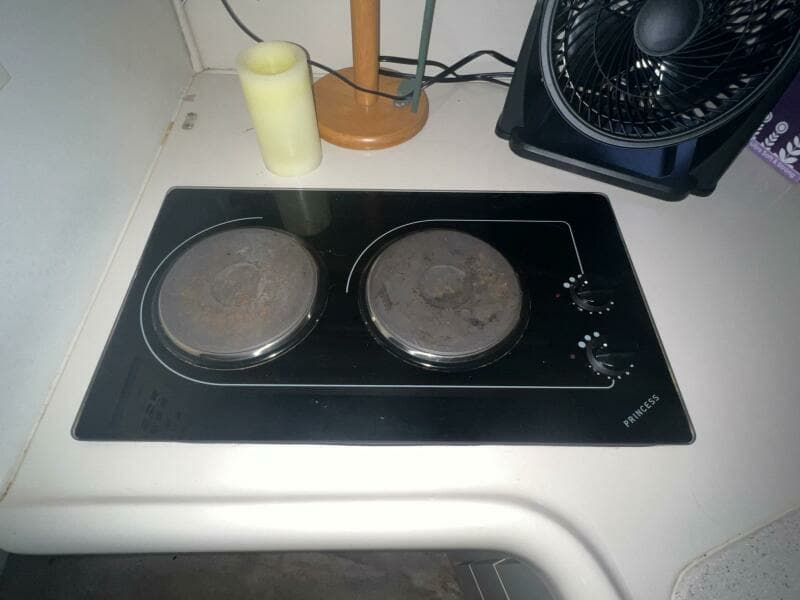 1997 Cruisers Yachts 3575