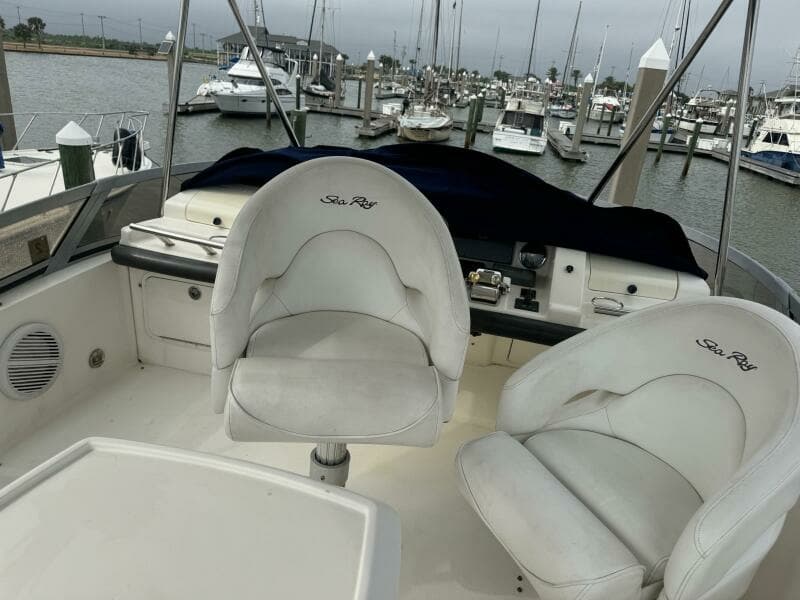 2007 Sea Ray Sedan Bridge