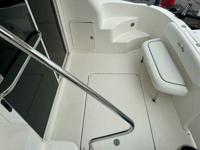 2007 Sea Ray Sedan Bridge