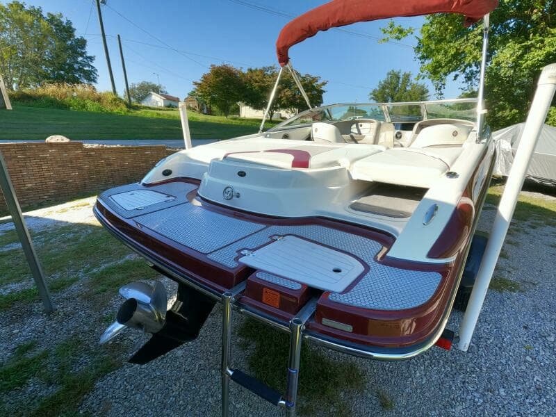 2008 Bryant 210 Bowrider