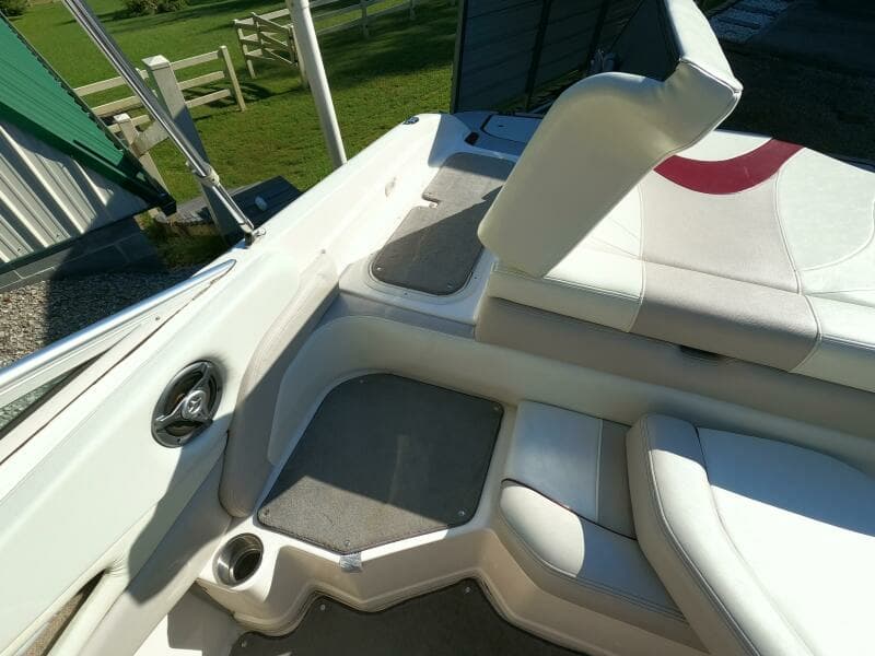 2008 Bryant 210 Bowrider