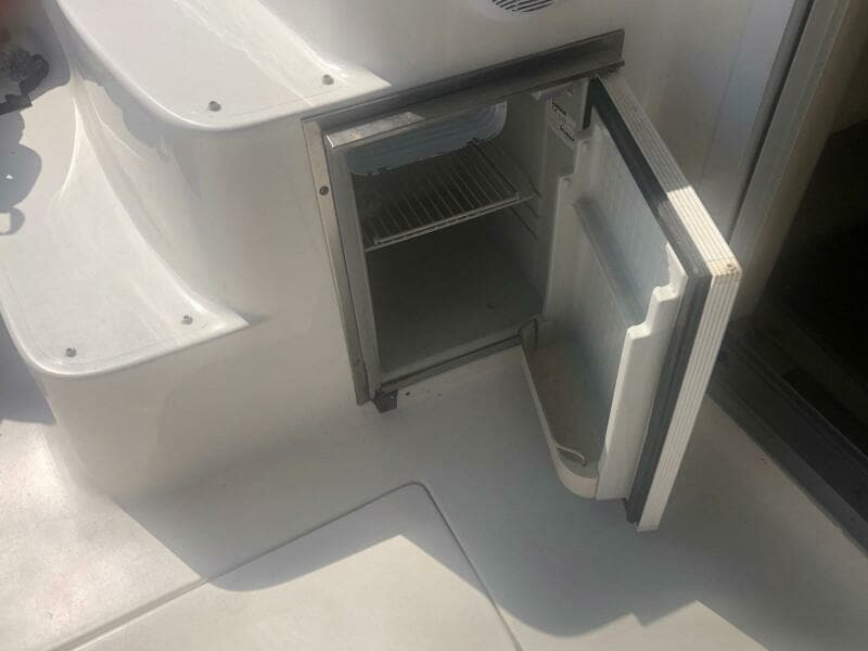 2003 Sea Ray 400 Sedan Bridge