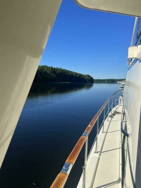 Walk Around Port Side