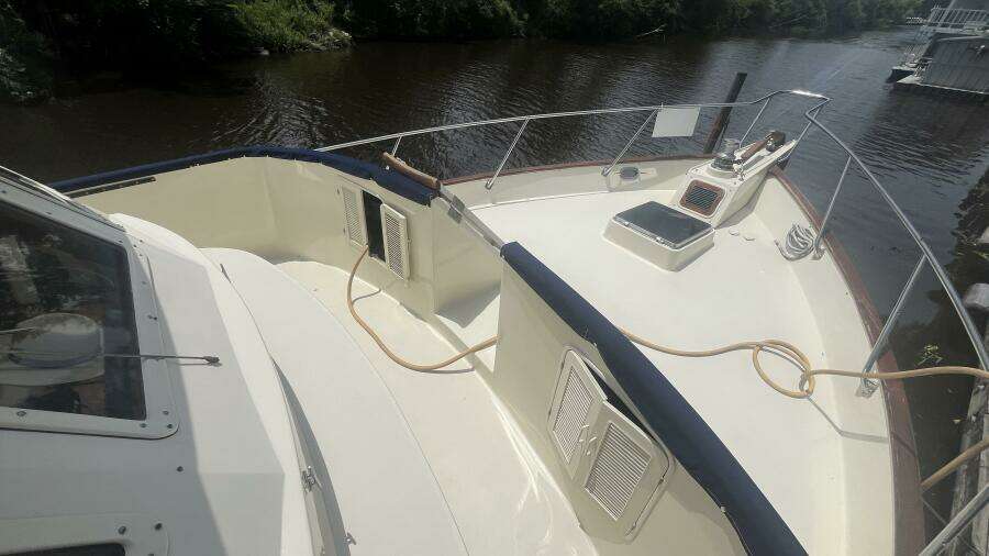 1986 Marine Trader Med Yacht 62 Yachtfish