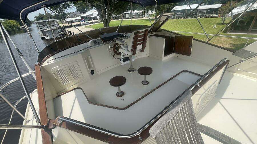 1986 Marine Trader Med Yacht 62 Yachtfish