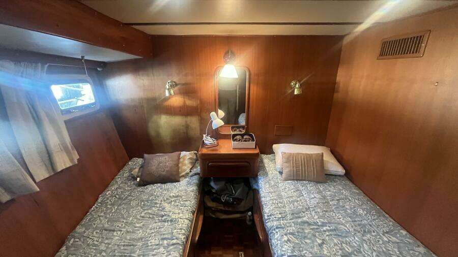 1986 Marine Trader Med Yacht 62 Yachtfish