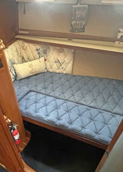 Side Cabin Berth