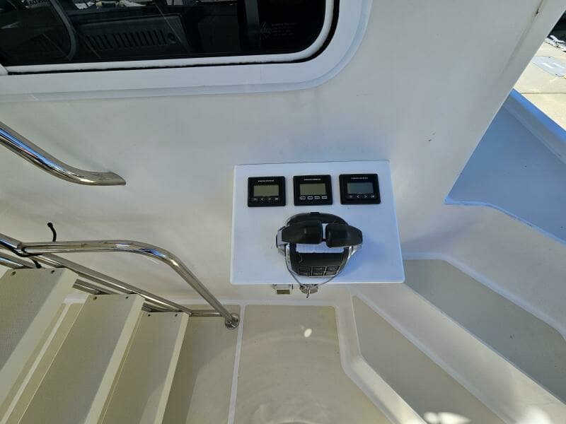 2012 Maine Cat Power Cat 47