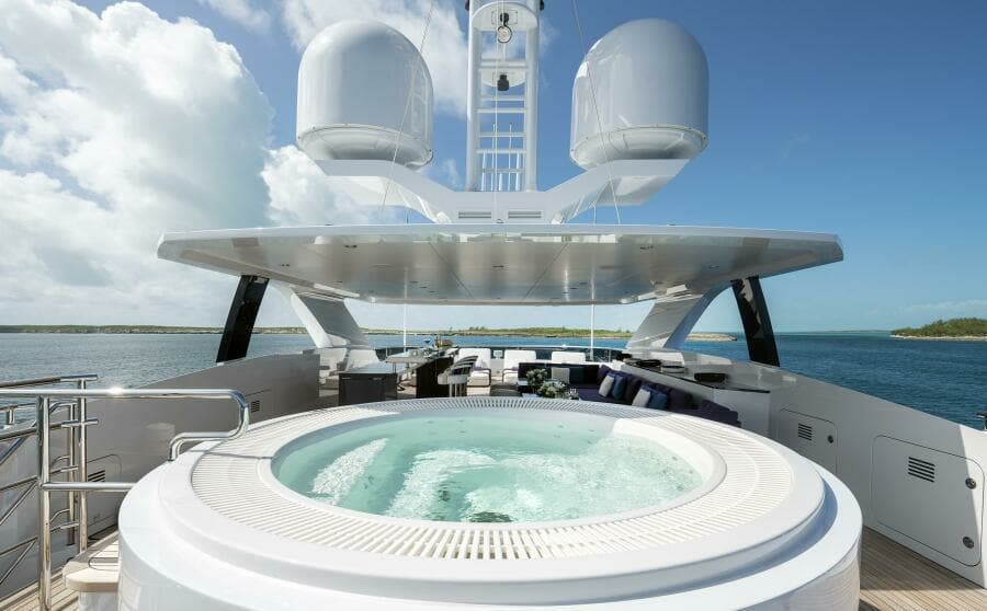 164' Heesen 2021 (ELA) Sundeck