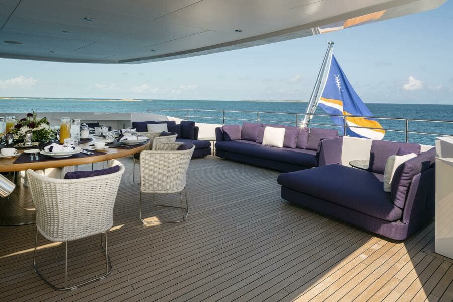 164' Heesen 2021 (ELA) Bridge Deck Aft