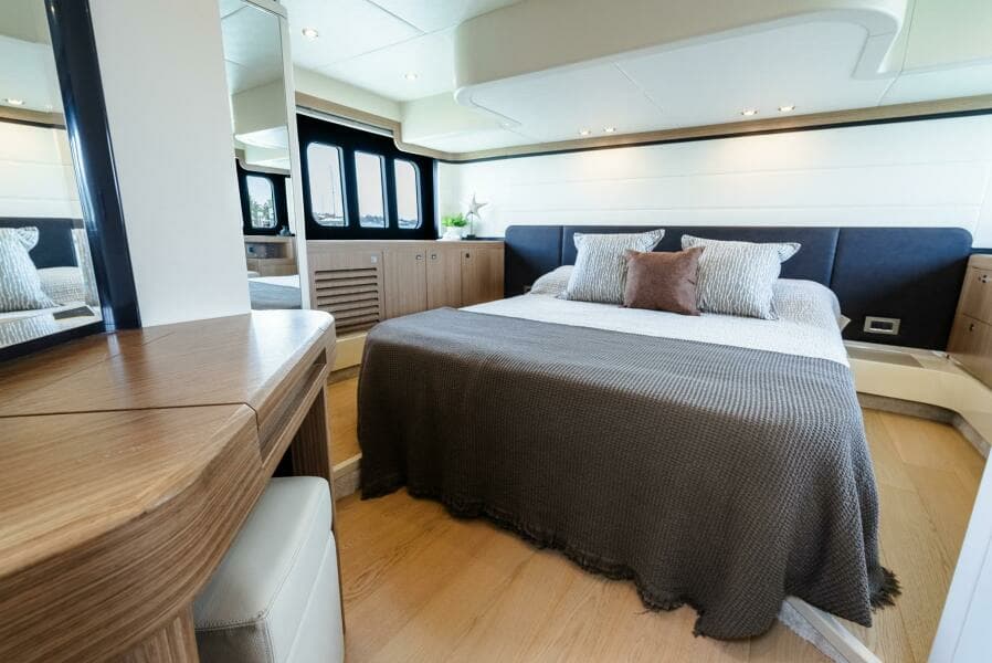 2017 Absolute 50 Fly