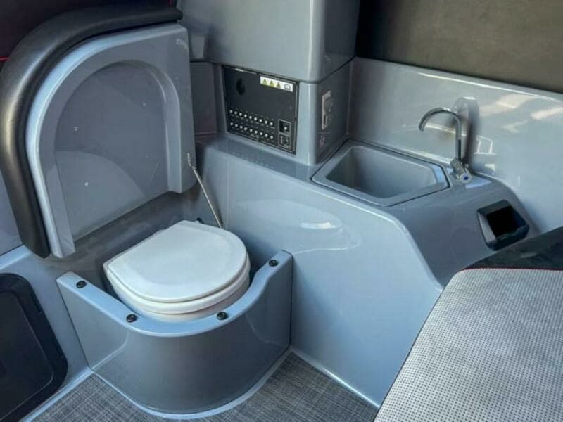 2023 Brabus SHADOW 300 CT