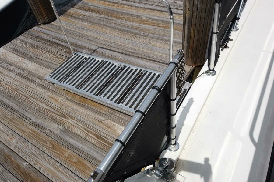 1999 Viking Motoryacht