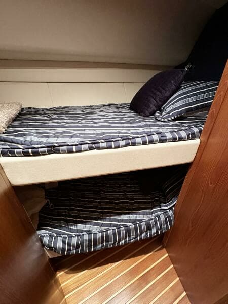 2011 Tiara Yachts 4300 Open