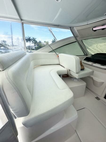 2011 Tiara Yachts 4300 Open