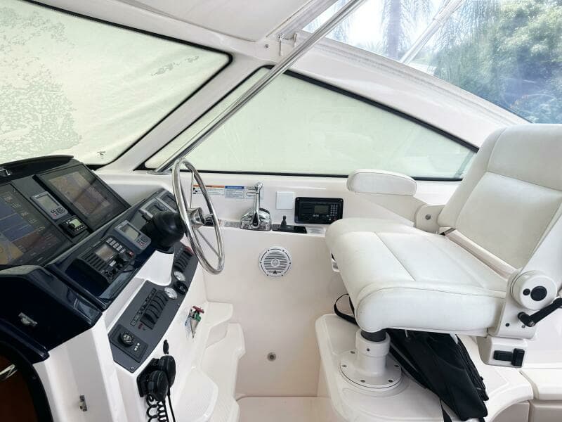 2011 Tiara Yachts 4300 Open