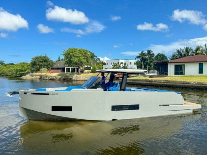 2023 De Antonio 42 Open