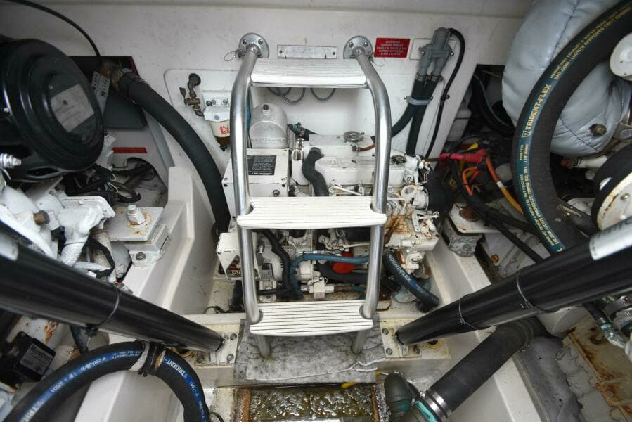 2001 Cabo 35 Express