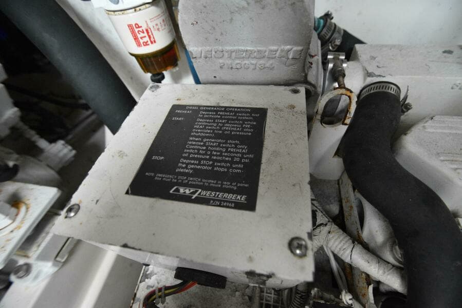 2001 Cabo 35 Express