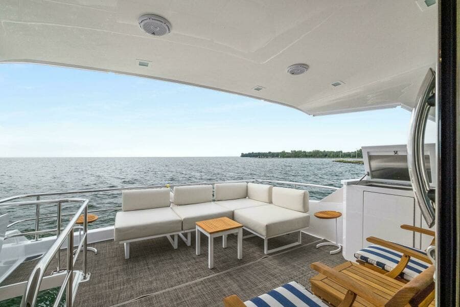 2022 Viking 75 Motor Yacht