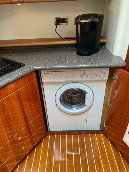 1998 Sunseeker 62 Manhattan