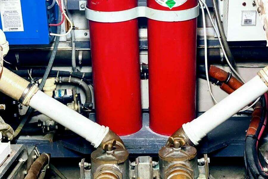 1986 Bertram 58 Flybridge Motor Yacht