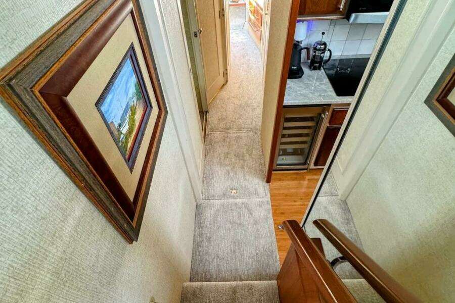 1986 Bertram 58 Flybridge Motor Yacht