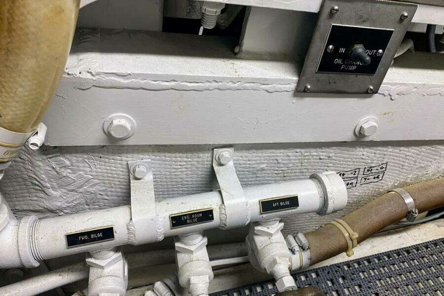 1986 Bertram 58 Flybridge Motor Yacht