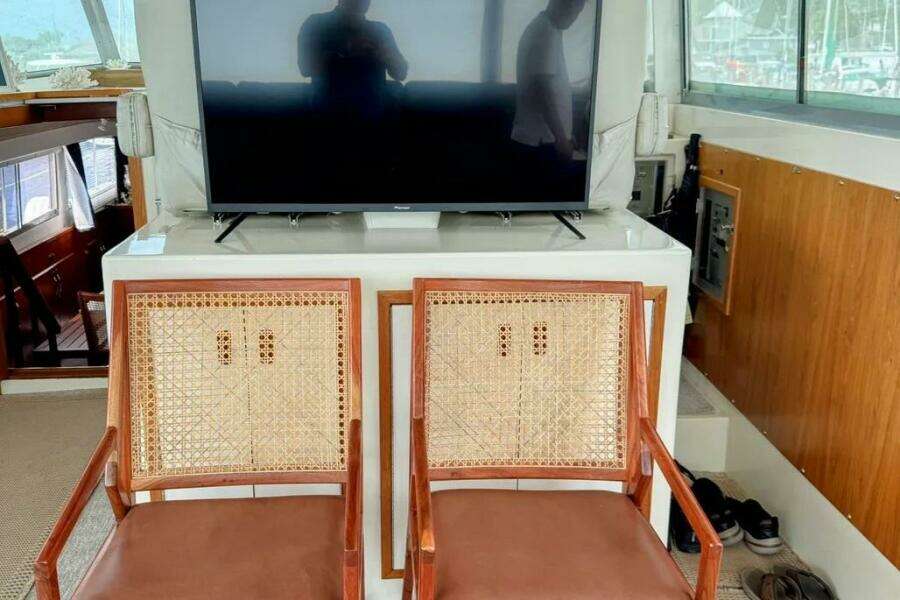 1986 Bertram 58 Flybridge Motor Yacht