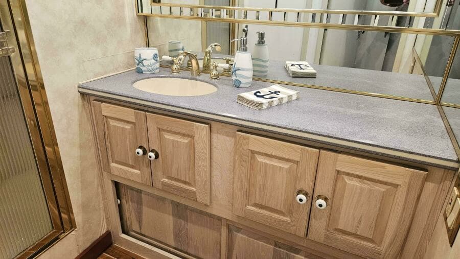 1971 Chris-Craft 47 Commander