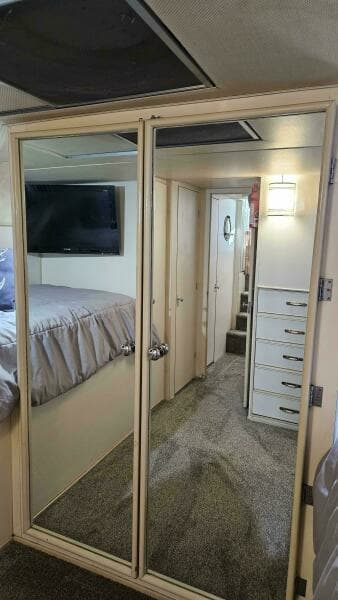 1971 Chris-Craft 47 Commander