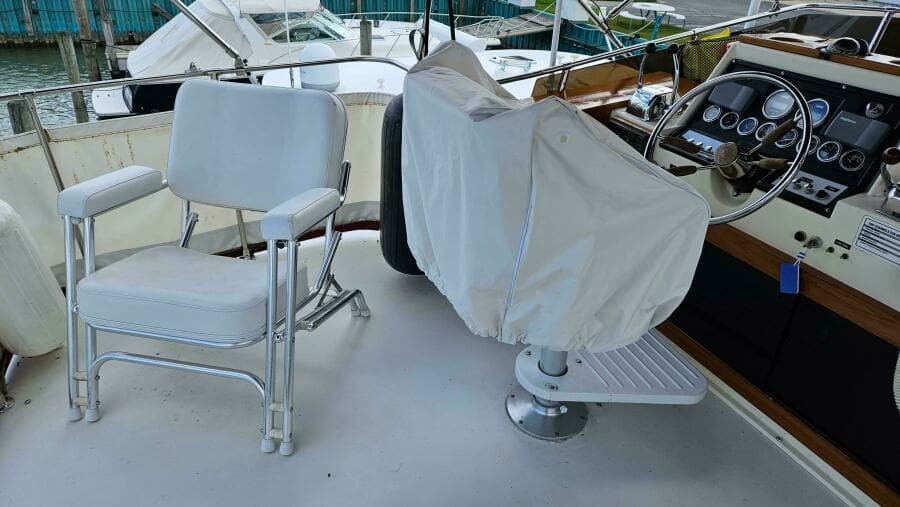 1971 Chris-Craft 47 Commander