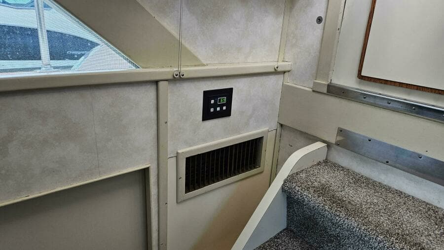 1971 Chris-Craft 47 Commander